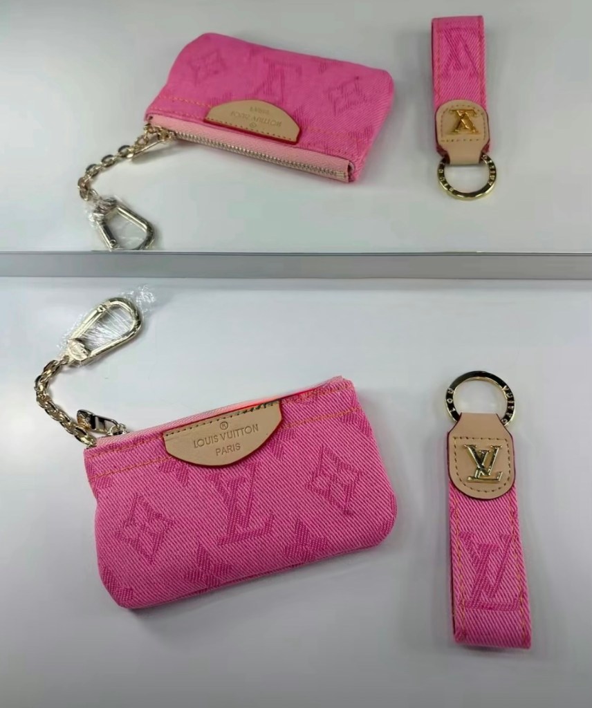 *preorder* keychain set