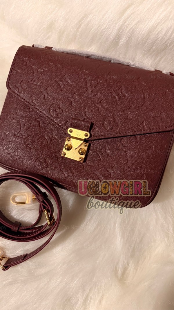 Maroon Métis *Instock*