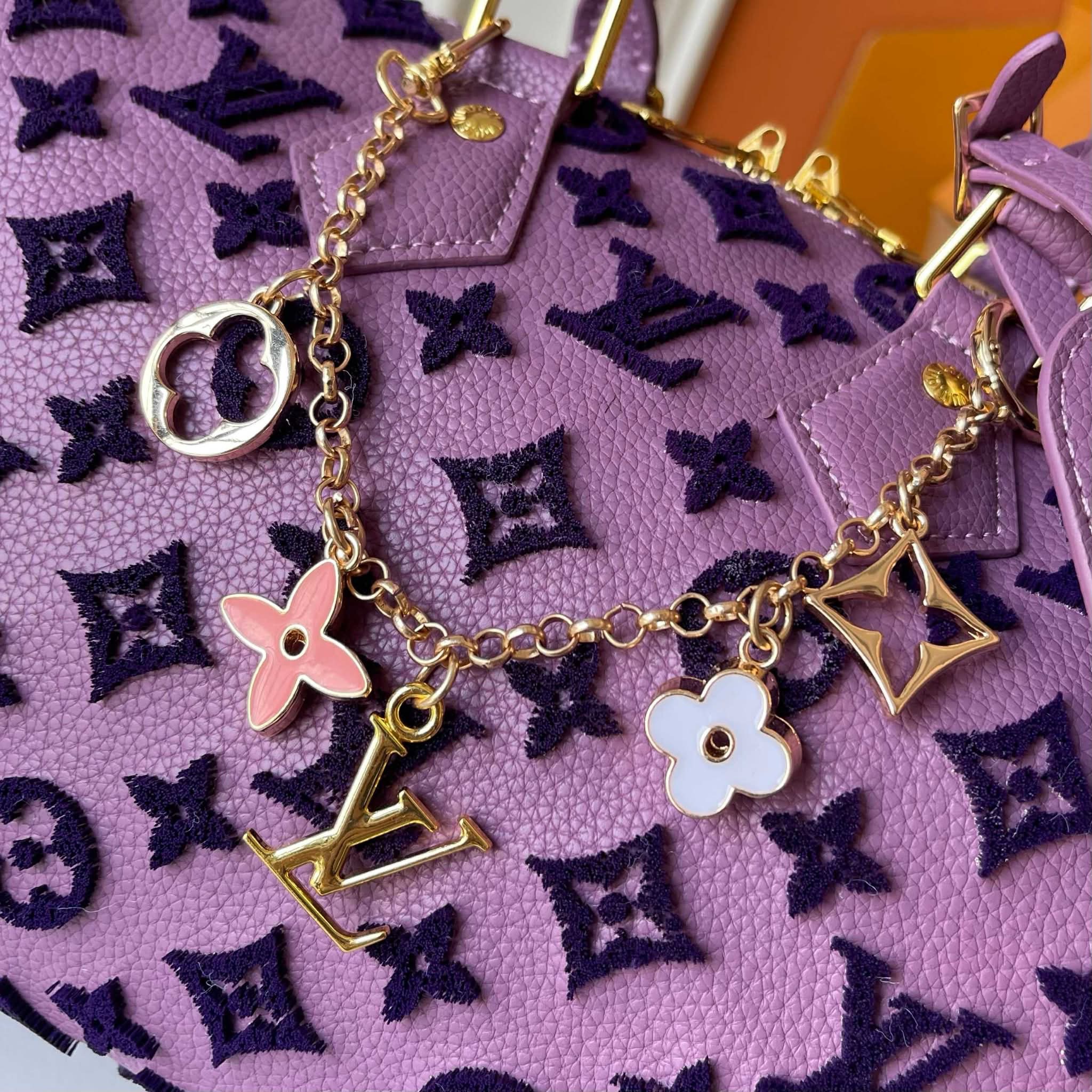 *preorder* Speedy25 with Chain - Image 2