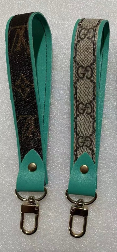 *instock* GG Keychain